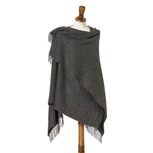 Bronte by Moon Wollponcho Uni Grey 140 x 135 cm