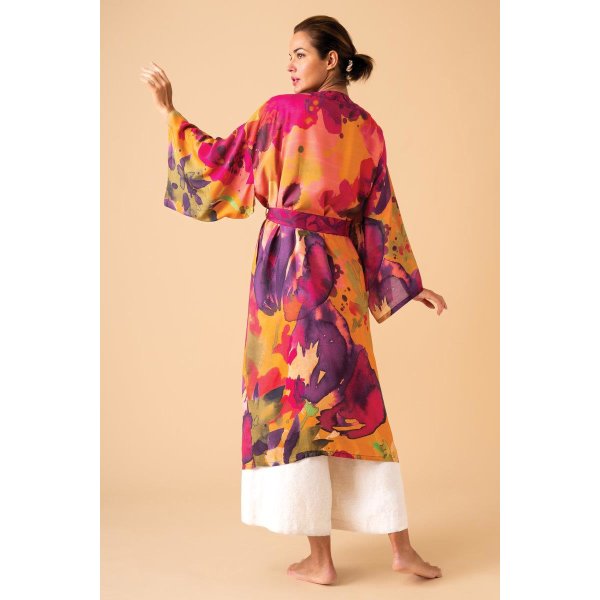 Kimono lang Oversized Blooms Kimono Gown in Mustard